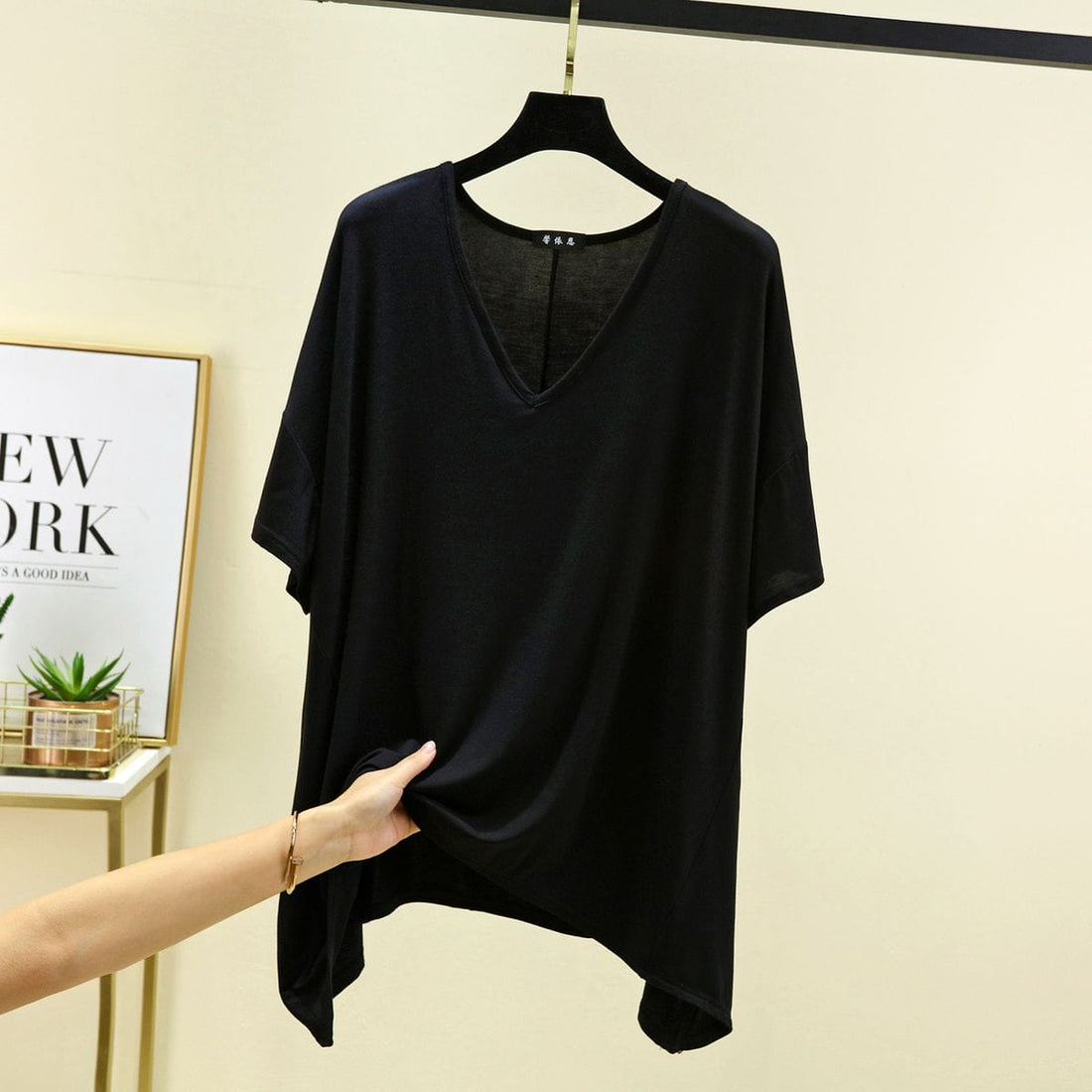 Modal Irregular Loose V-Neck T-shirts