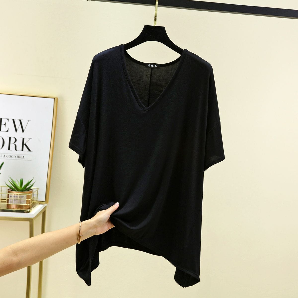 Modal Irregular Loose V-Neck T-shirts