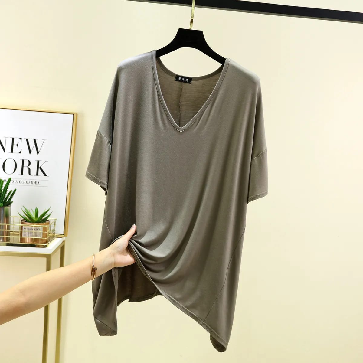 Modal Irregular Loose V-Neck T-shirts