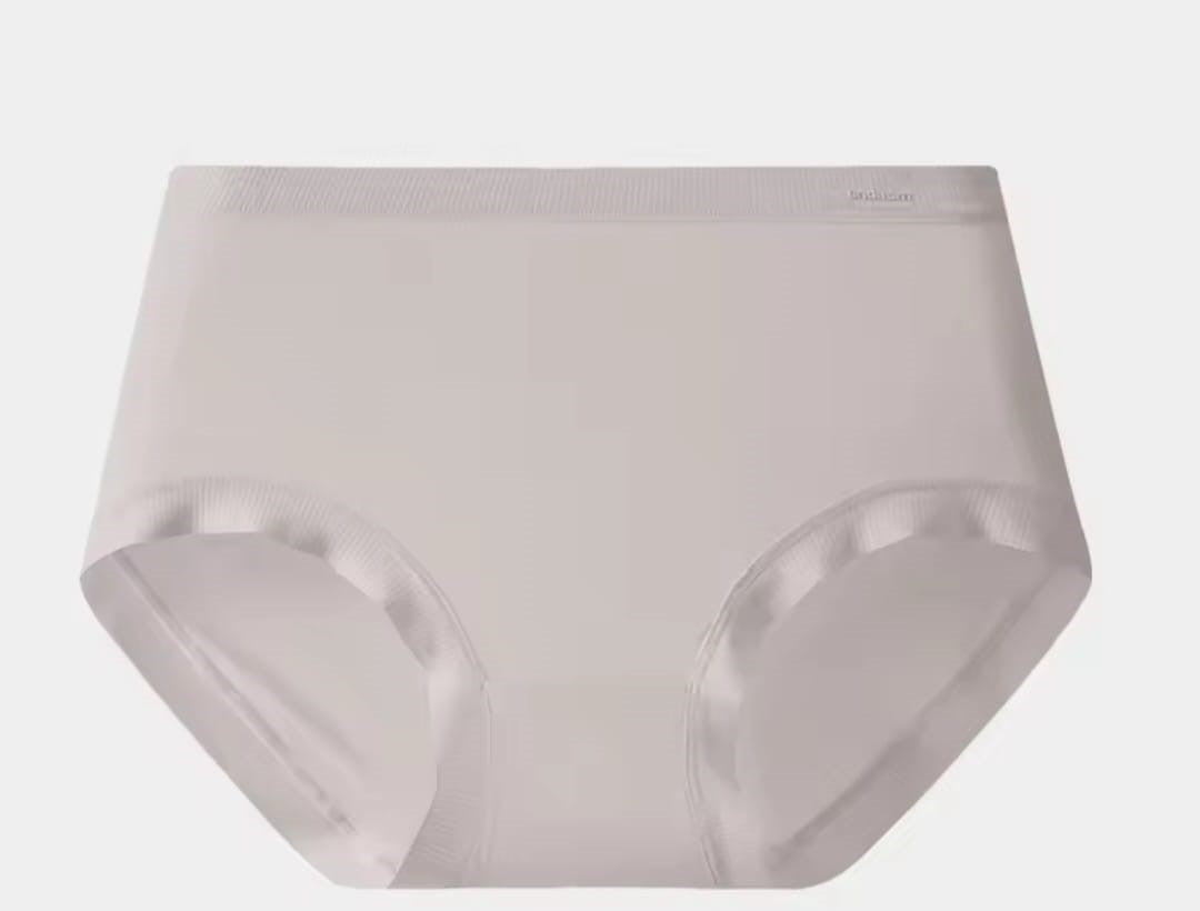 No Trace zero feel modal Cozy intimate